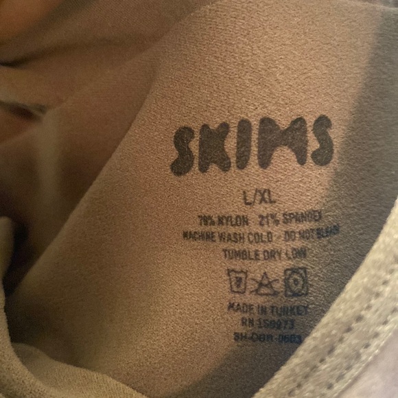 SKIMS OPEN BUST BODYSUIT W. OPEN GUSSET NWOT - Picture 4 of 5